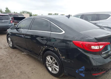 2016 Hyundai Sonata Se z USA, uszkodzony, nr VIN 5NPE24AF7GH319595